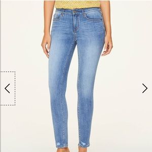 Loft outlet curvy skinny 4 petite jean WORN ONCE